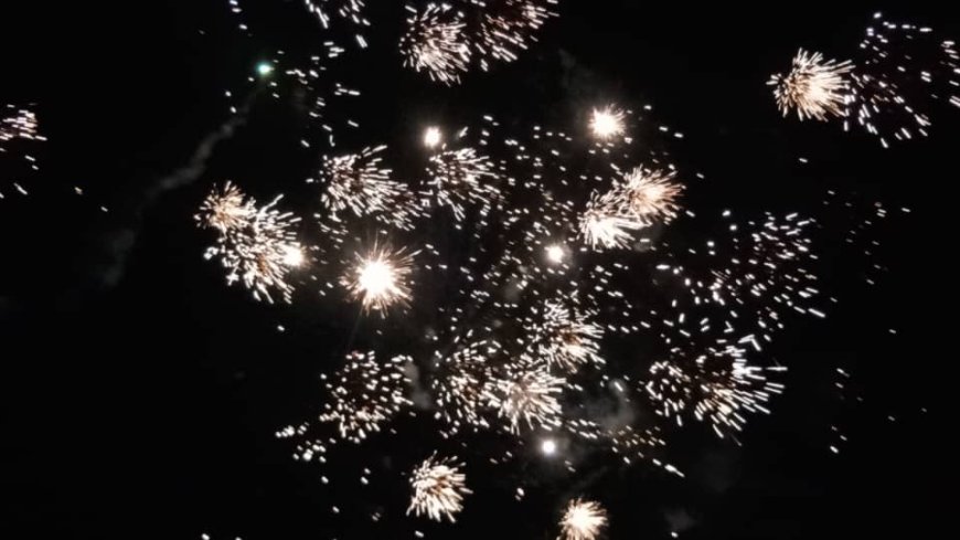 سماء العاصمة زنجبار تتزين بالألعاب النارية احتفاءً بانتصارات القوات الجنوبية في ساحل ووادي حضرموت