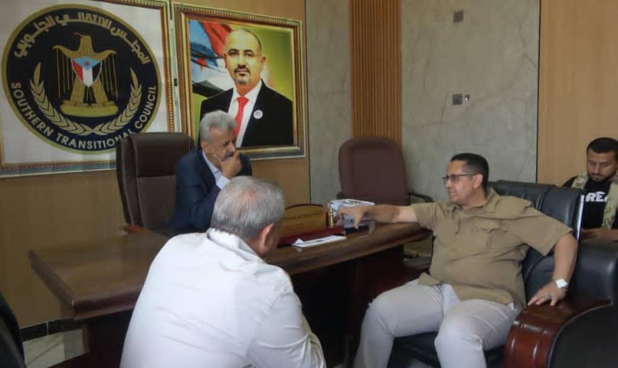 فريق الرقابة والتوجيه الرئاسي يناقش مع الحالمي تنفيذ حزمة من الانشطة والبرامج في لحج