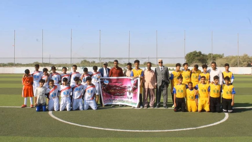 مشهد بطولي مثير.. بعد مباراة أسطورية الصف التاسع بمدارس النهضة بجعار يُتوج بلقب بطولة عيد الاستقلال ٣٠ نوفمبر