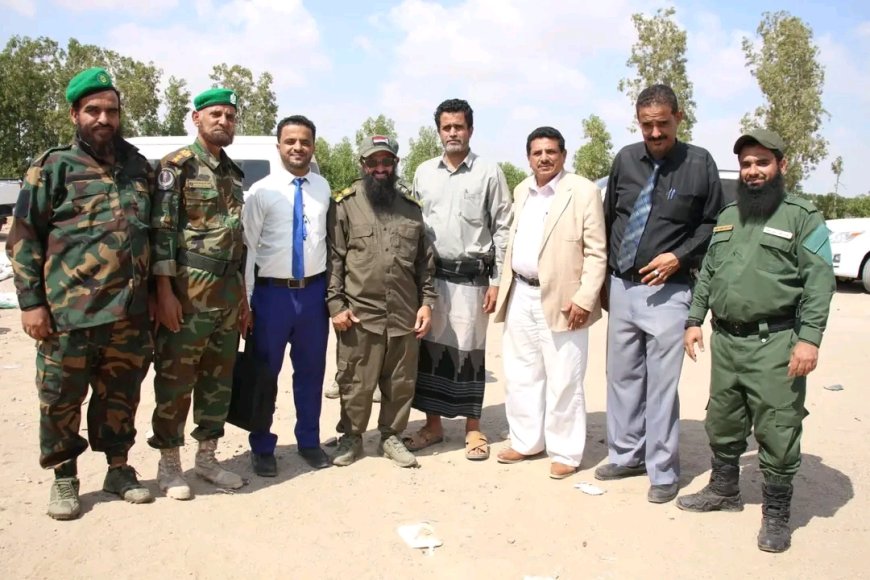 النيابة العامة تتلف 1762 قارورة خمر في عدن بالتعاون مع قوات الحزام الأمني