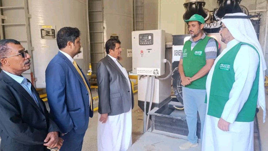 الأمين العام ورئيس جامعة المهرة يتفقدان مشروع مدينة الملك سلمان الطبية والتعليمية