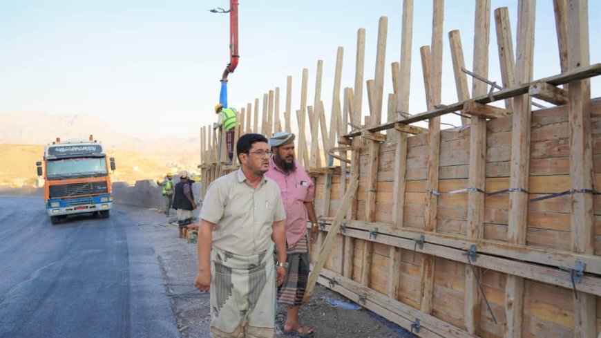 شبوة تنجز صيانة جسر النقبة بنجاح… بتوجيهات المحافظ ابن الوزير وإشراف القرموشي وتنفيذ مؤسسة الداوؤدي