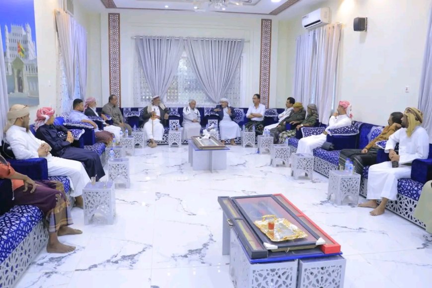 الكثيري وباعوم يزوران سكرتارية قبائل آل كثير برئاسة الشيخ عبدالله صالح