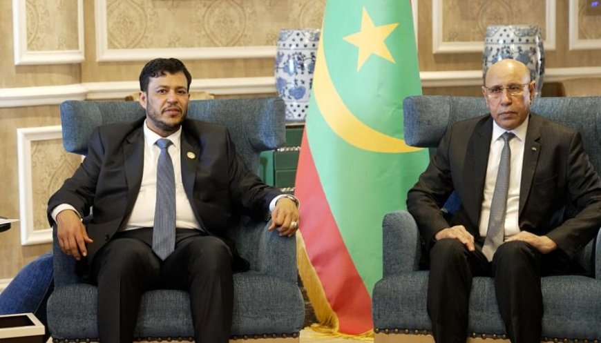 عبدالله العليمي يبحث مع رئيس موريتانيا المستجدات اليمنية وآفاق التعاون المشترك على هامش منتدى الدوحة