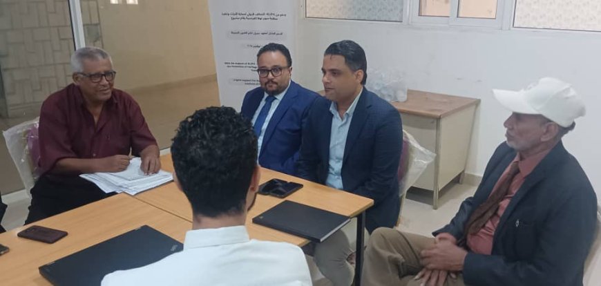 نائب وزير الإعلام والثقافة والسياحة ورئيس مؤسسة 14 أكتوبر يزوران معهد جميل غانم للفنون الجميلة بعدن