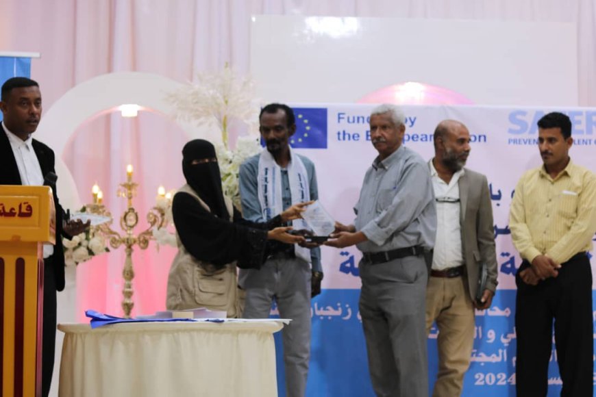 “تمكين”… قصة شابة من أبين بدأت من الصفر وصنعت مؤسسة تقود التغيير