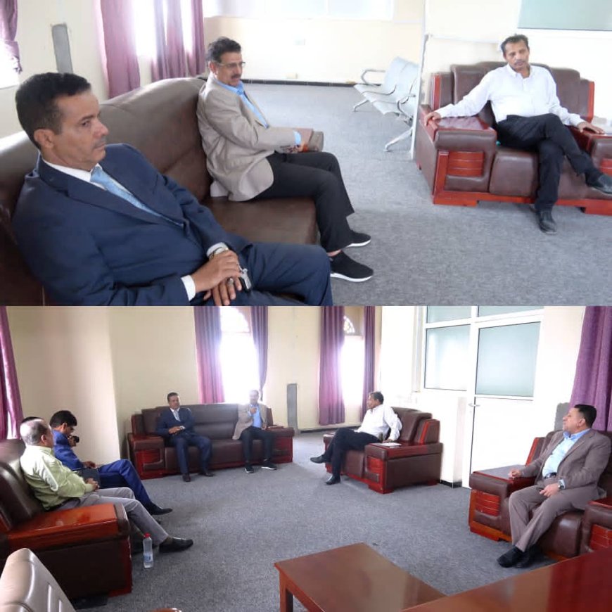 محافظ أبين يلتقي فريق التوجيه والرقابة برئاسة الدكتور الخضر السعيدي