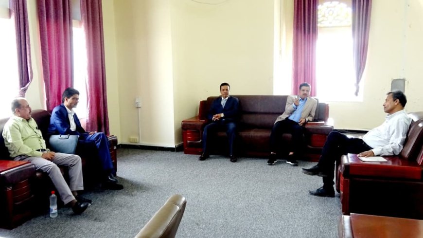 فريق التوجيه والرقابة الرئاسي يبحث مع محافظ أبين خطة العمل للمرحلة القادمة