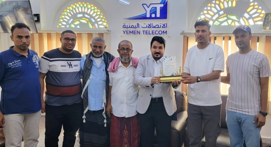 اتصالات حضرموت تعزّز إعلام نادي التضامن بدعم تقني يرتقي بجودة التغطيات الإعلامية