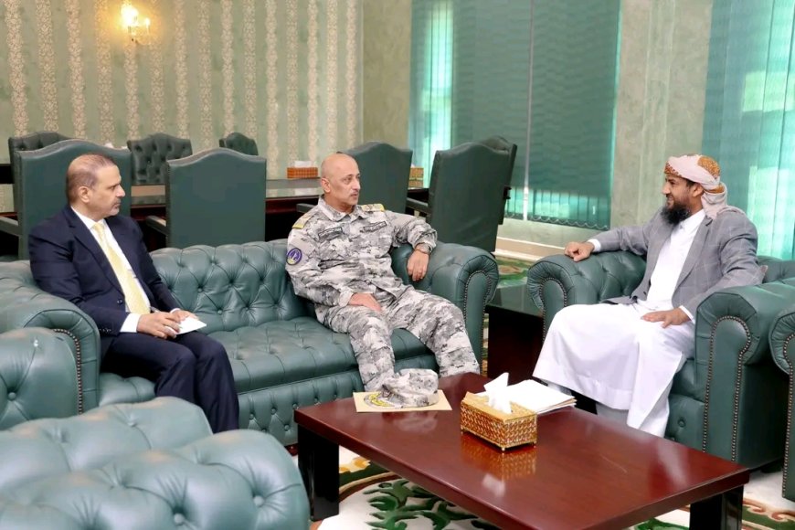 المحرّمي يبحث تعزيز قدرات خفر السواحل لمواجهة تهريب السلاح والتهديدات البحرية