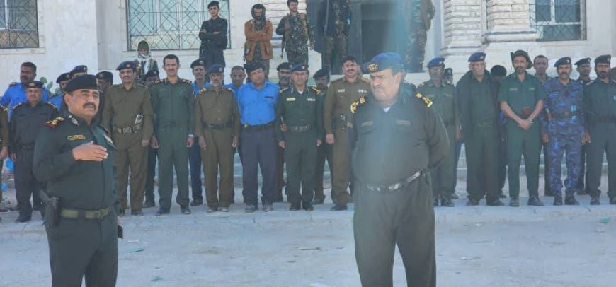 مدير عام شرطة شبوة يؤكد خلال الطابور الصباحي على أهمية رفع الجاهزية الأمنية لمواجهه اي تحديات