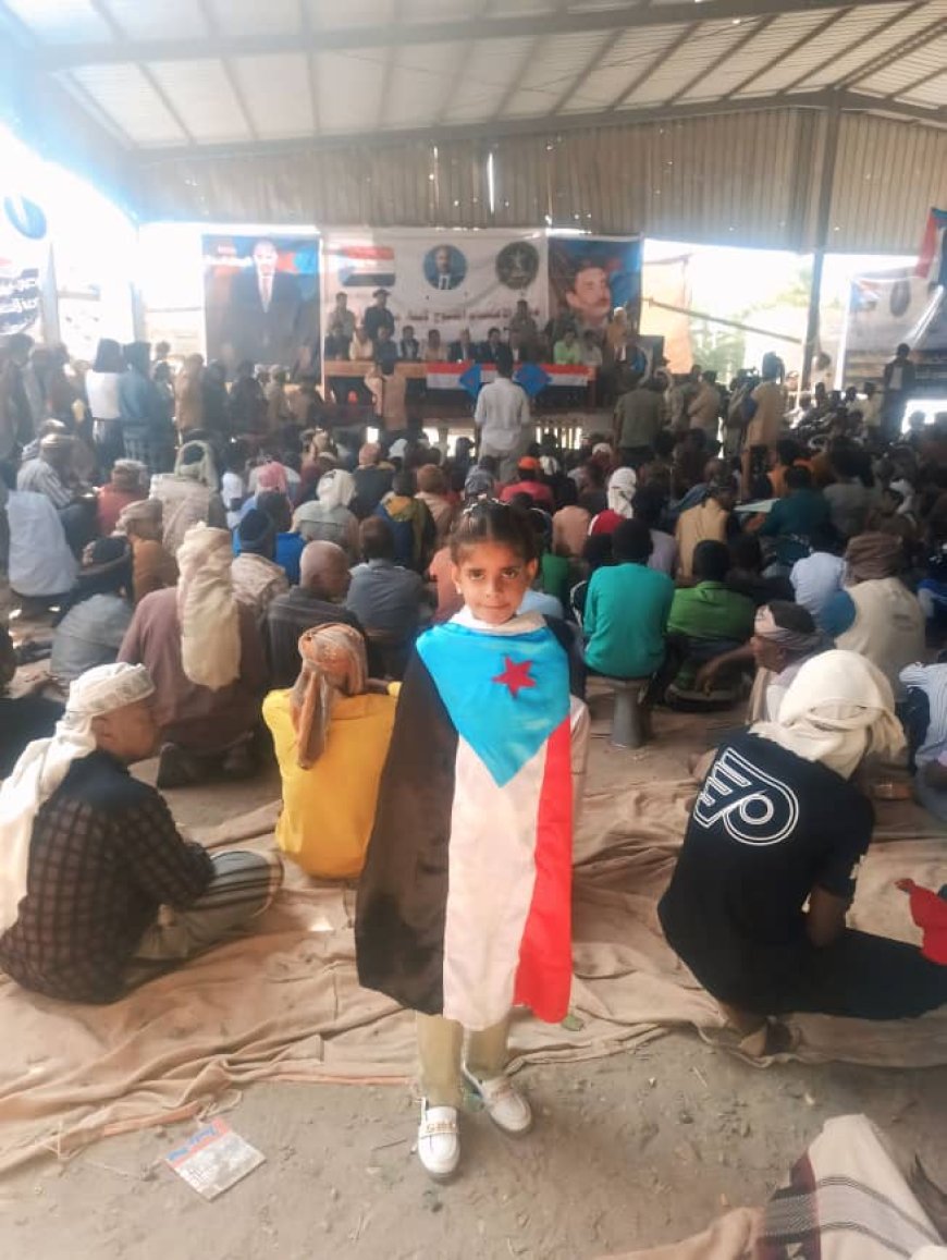 لليوم الرابع على التوالي.. أبناء دلتا أبين مستمرون في اعتصامهم بزنجبار