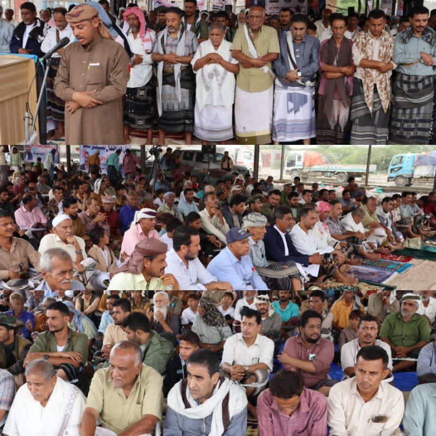 في أبين ساحة الاعتصام بزنجبار.. جمعةٌ في سبيل الله والوطن