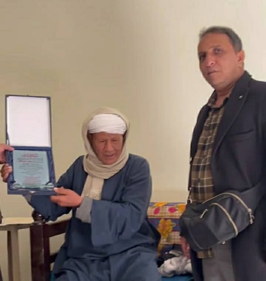 رحلة وفاء من يافع إلى صعيد مصر… خريجو ثانوية الشهيد عبدالرحمن قحطان يكرّمون معلمهم بعد 40 عاماً