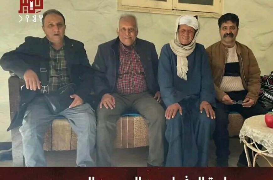 طلاب من اليمن من بينهم أمين عام المفلحي يكرمون استاذهم المصري بعد قضاء 40 عاما