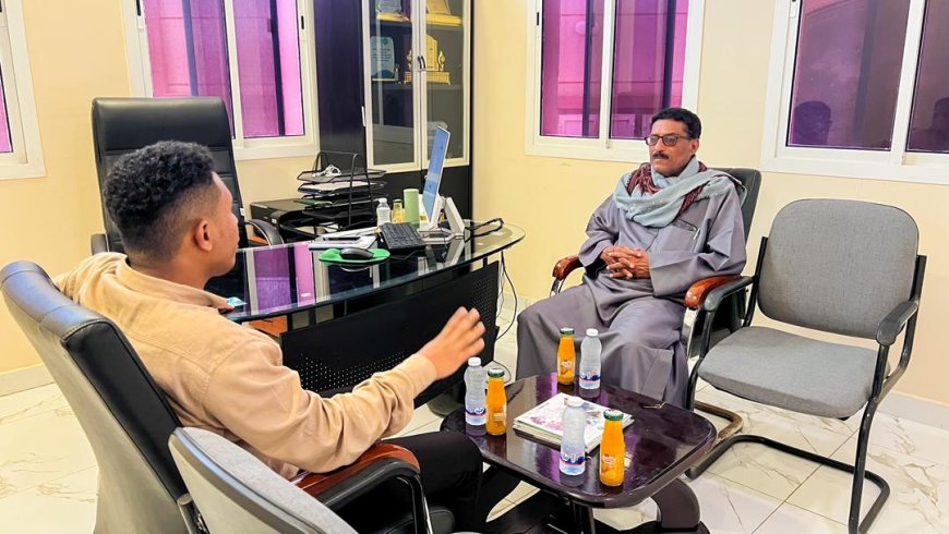 مدير عام مديرية تريم في زيارة لمؤسسة العون المباشر