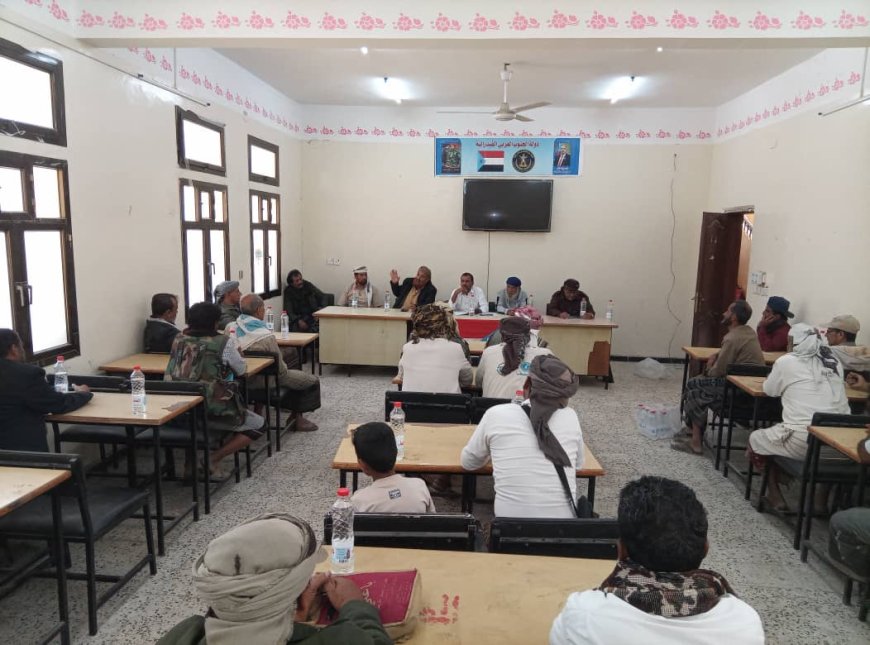 انتقالي سرار يافع والسلطة المحلية يدعوان أبناء المديرية للاحتشاد صباح غد الثلاثاء للإنطلاق إلى مدينة زنجبار