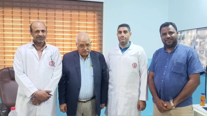 البيشي يتفقد المخيم الجراحي المجاني لعمليات إستئصال اللوزتين بمستشفى الريادة في عدن