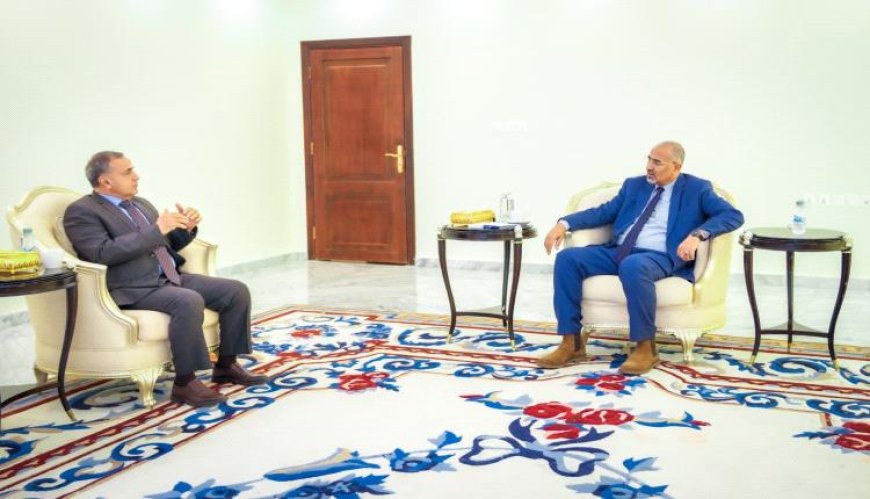 الرئيس الزُبيدي يؤكد دعم تطوير جامعة عدن والارتقاء بالعملية التعليمية