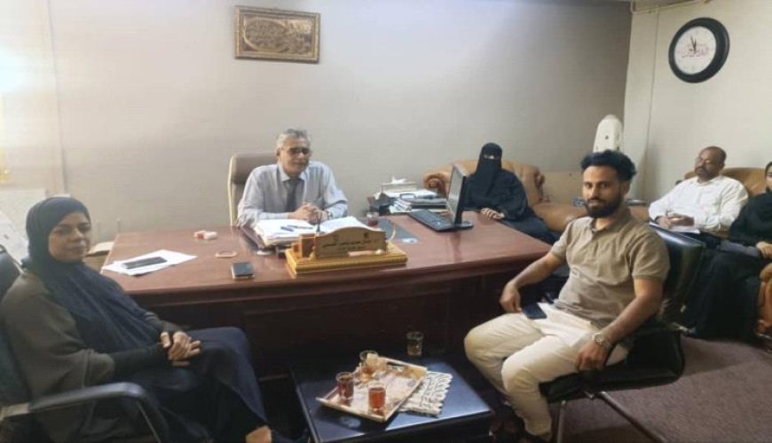 كلية الآداب بجامعة عدن تناقش سبل ضمان نجاح أسبوع الجودة العالمي 2025