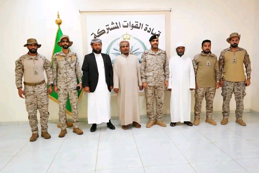 نائب وزير الأوقاف يشارك في لقاء رسمي مع قيادة قوة الدعم والإسناد السعودي بمحافظة سقطرى