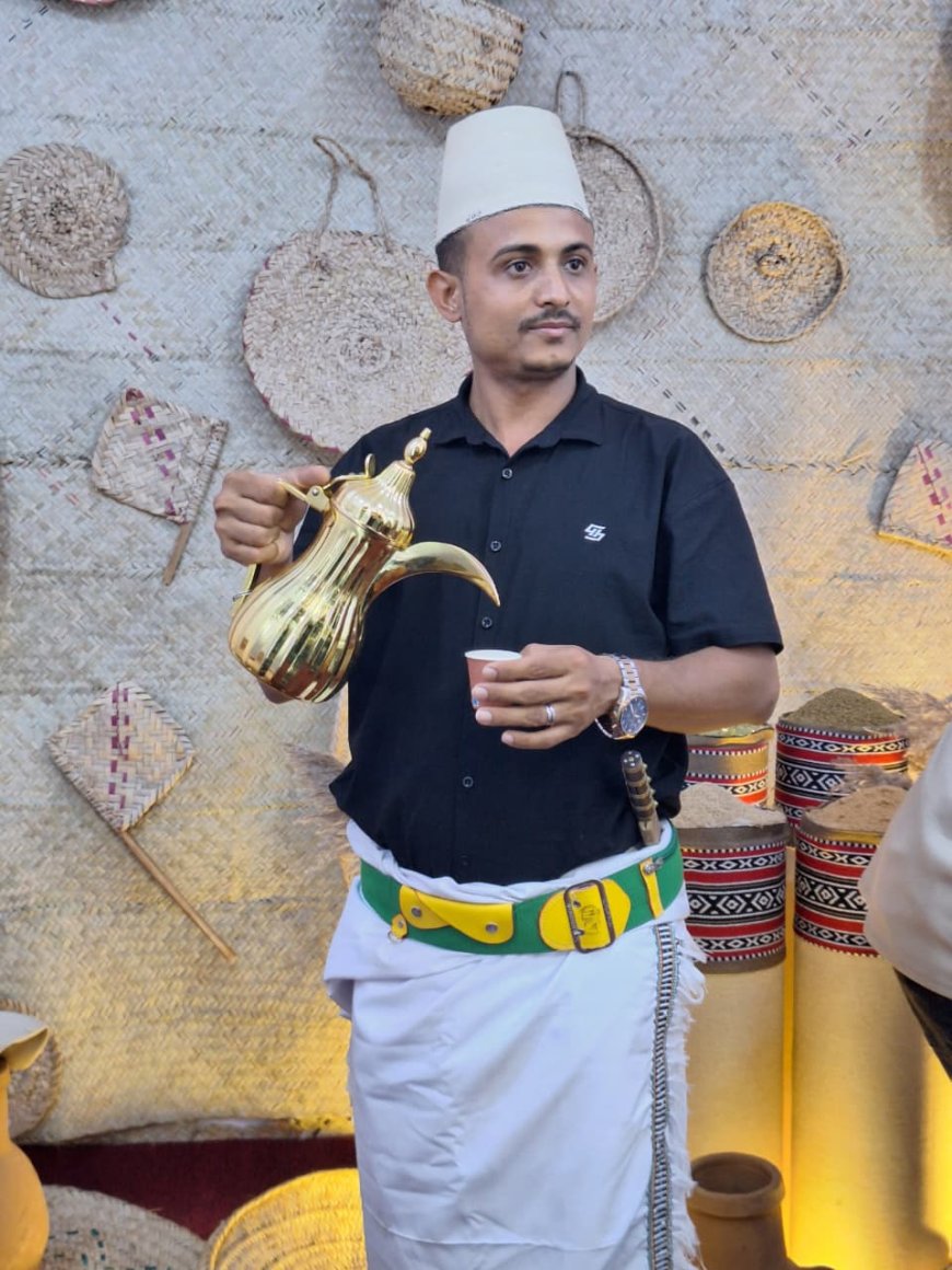 رغم الغياب الرسمي.. تهامة تحضر في معرض عدن الدولي للأزياء والتراث