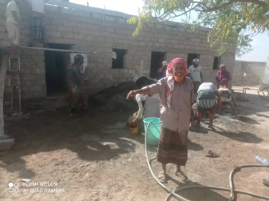 أهالي قرية الخالف لودر يناشدون محافظ أبين استكمال مشروع المدرسة التي بدأوها بمبادرات جماهيرية