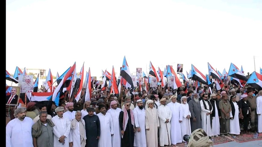 المهرة : سيحوت تعزز زخم اعتصام الغيضة المفتوح بحشود جماهيرية واسعة