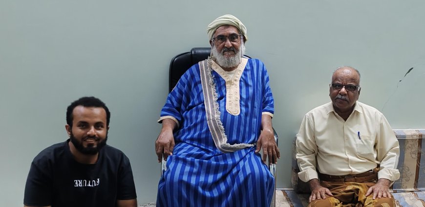 الأمين العام المساعد لمؤتمر حضرموت الجامع يطمئن على صحة الشخصية الاجتماعية والسياسية خالد باعمر