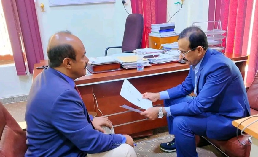 المحافظ بن الوزير يستعرض مع المدير الجديد لمكتب التخطيط والتعاون الدولي نشاط المكتب ومرتكزات خطة العام 2026م