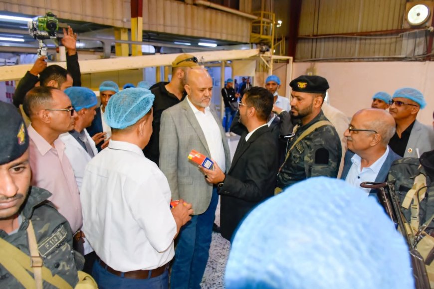 محافظ تعز يزور مجموعة شركات أحمد عبد الله الشيباني لإعادة تطبيع العمل وتحريك عجلة الإنتاج