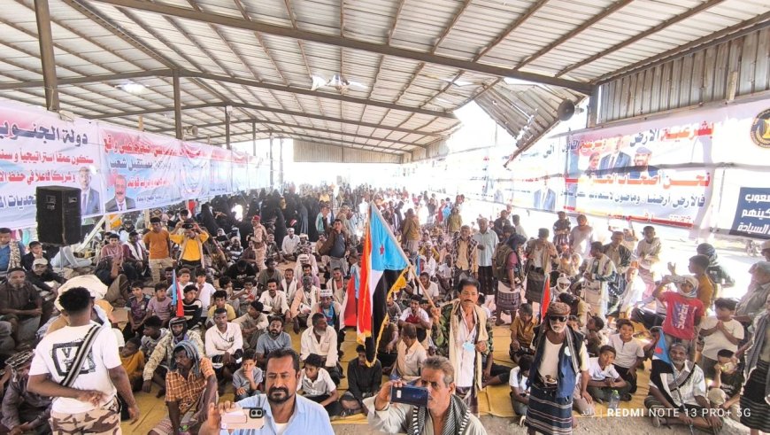 زنجبار تواصل اعتصامها المفتوح بزخم شعبي ورسائل تؤكد اقتراب إعلان الدولة الجنوبية