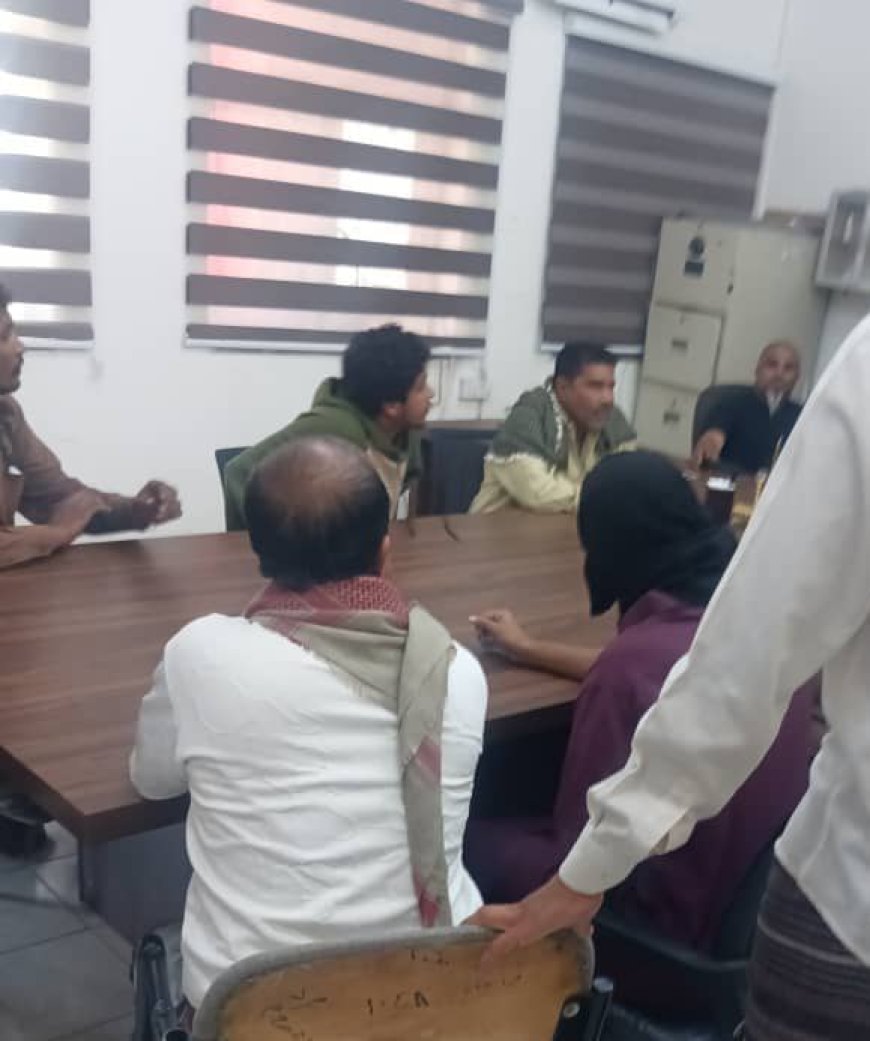 مدير مياه عدن يستقبل عدد من أهالي ووجهاء العريش بخور مكسر