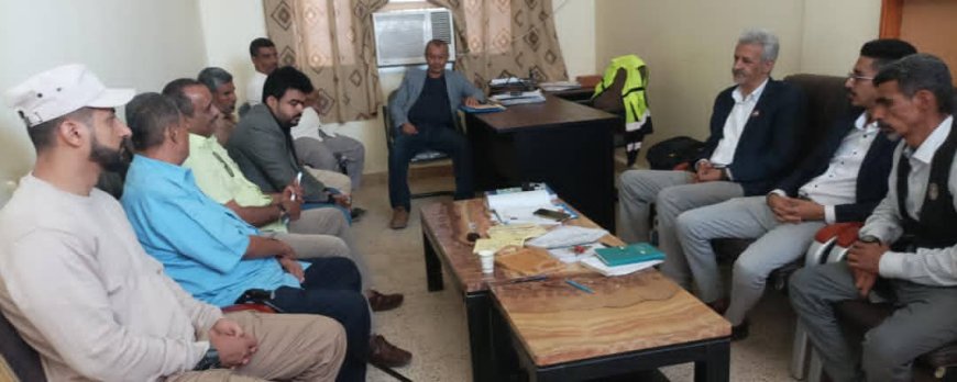 فريق التوجيه والرقابة الرئاسي يزور كلية ناصر للعلوم الزراعية في لحج