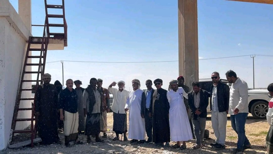 وكيل الشؤون الفنية يتفقد مشروع مياه ضواحي الغيضة عقب استئناف الضخ التجريبي بعد الانتهاء من تجهيز الآبار المغذّية للمشروع