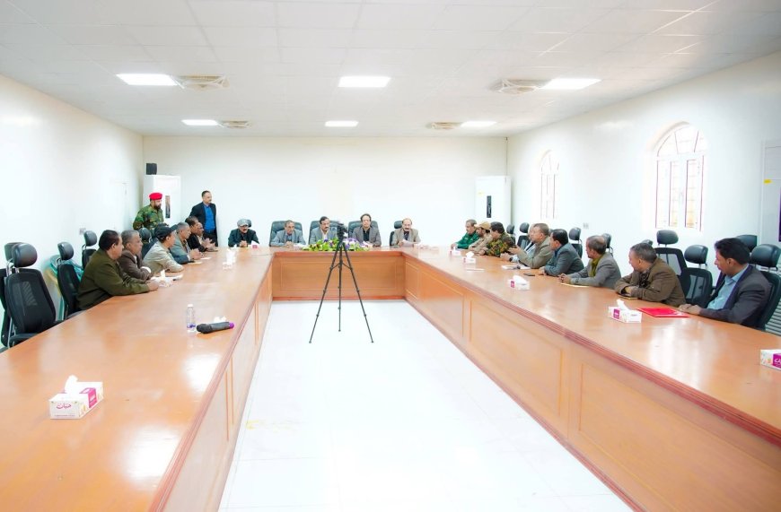 خلال اجتماع موسّع برئاسة المحافظ بن الوزير: السلطة المحلية بمحافظة شبوة تصدر بيانًا هامًا.