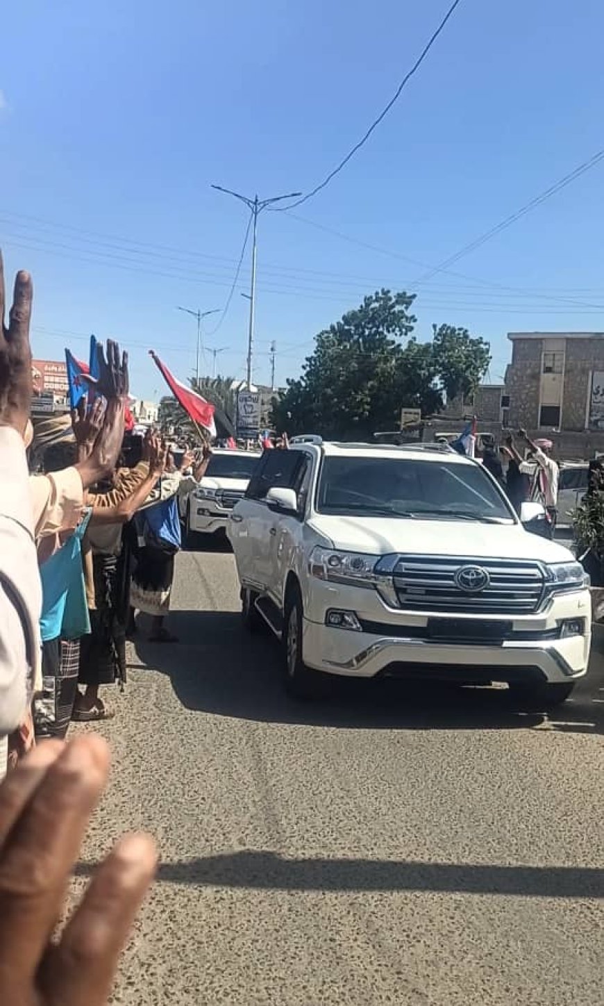 استقبال حاشد ومهيب للرئيس القائد عيدروس الزبيدي في زنجبار