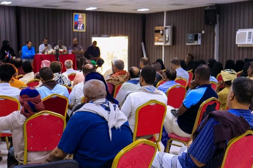 باتيس يعقد اجتماعًا موسعًا برؤساء مراكز انتقالي المكلا ويؤكد وحدة الصف والحشد لمليونية الاثنين القادم