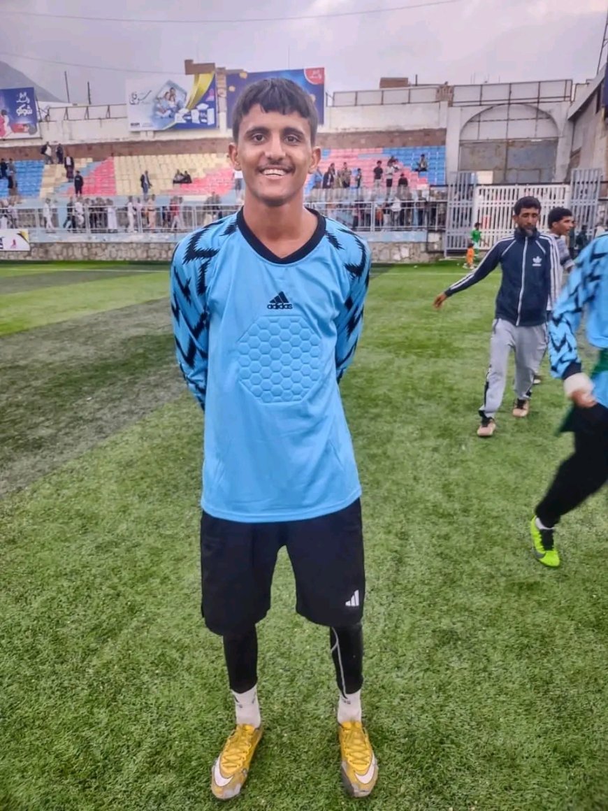 إيقاف حارس فريق العين أنس الدوح مباراتين بتجمع تعز