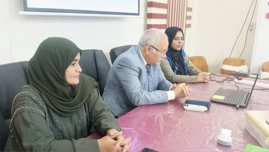 مدير صحة عدن يدشن دورة تدريبية للقابلات حول جهاز الموجات فوق الصوتية المحمول في طب التوليد