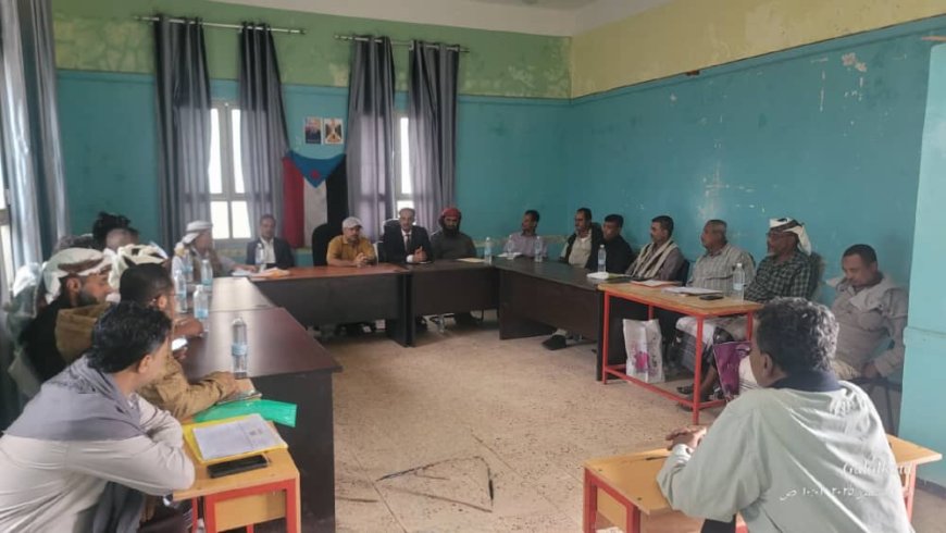 لحج.. السلطة المحلية بالمسيمير تعلن تأييدها الكامل لتحركات المجلس الانتقالي وتطالب بإعلان دولة الجنوب