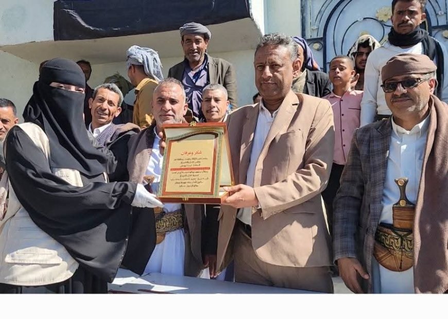 تعز.مؤسسة خطوات للتنمية الإنسانية تفتتح مدرسة أبي ابن كعب لتحفيظ القرآن الكريم في قرية تبيح مشرعة وحدنان.