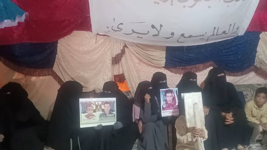 مديرية الضالع تحيي الذكرى ال الثانية عشر لمجزرة سناح بمخيم الاعتصام المفتوح