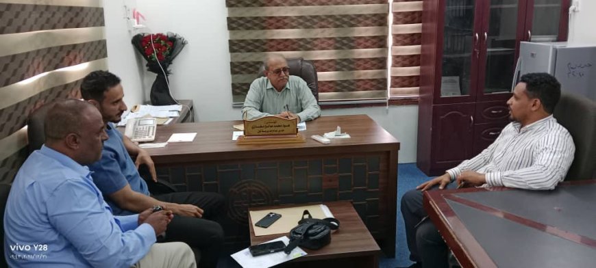 مدير عام تبن هود بغازي يناقش مع مؤسسة صلة للتنمية تدخلات صحية تستهدف 500 مستفيد بالمديرية