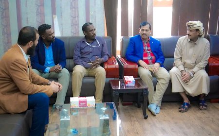 المحافظ بن الوزير يؤكد المضي في تطوير خدمات مستشفى الشيخ محمد بن زايد وتعزيز جودة الرعاية الصحية