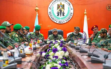 العميد الوالي يترأس اجتماعا أمنيا لقادة الأحزمة الأمنية ويؤكد الجاهزية لتنفيذ توجيهات القيادة العليا