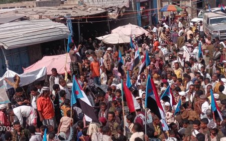 لحج.. المسيمير الحواشب تشهد مسيرة جماهيرية تأييدا للإعلان السياسي والدستوري