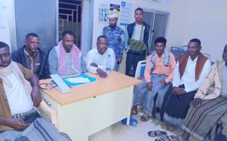 مدير مكتب المدير العام بميفع يعقد الاجتماع الطارئ بميفع لمناقشة مستجدات الأوضاع بحصرموت