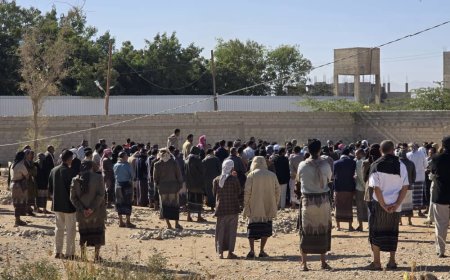 شبوة تودّع رائد العمل الصحي والإنساني الدكتور عبدالحكيم باجمال في تشييع مهيب