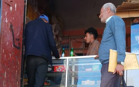 حملة رقابية بتعز تضبط سلعًا منتهية الصلاحية ومخالفات سعرية في أسواق الحصب والزنقل ومدينة النور